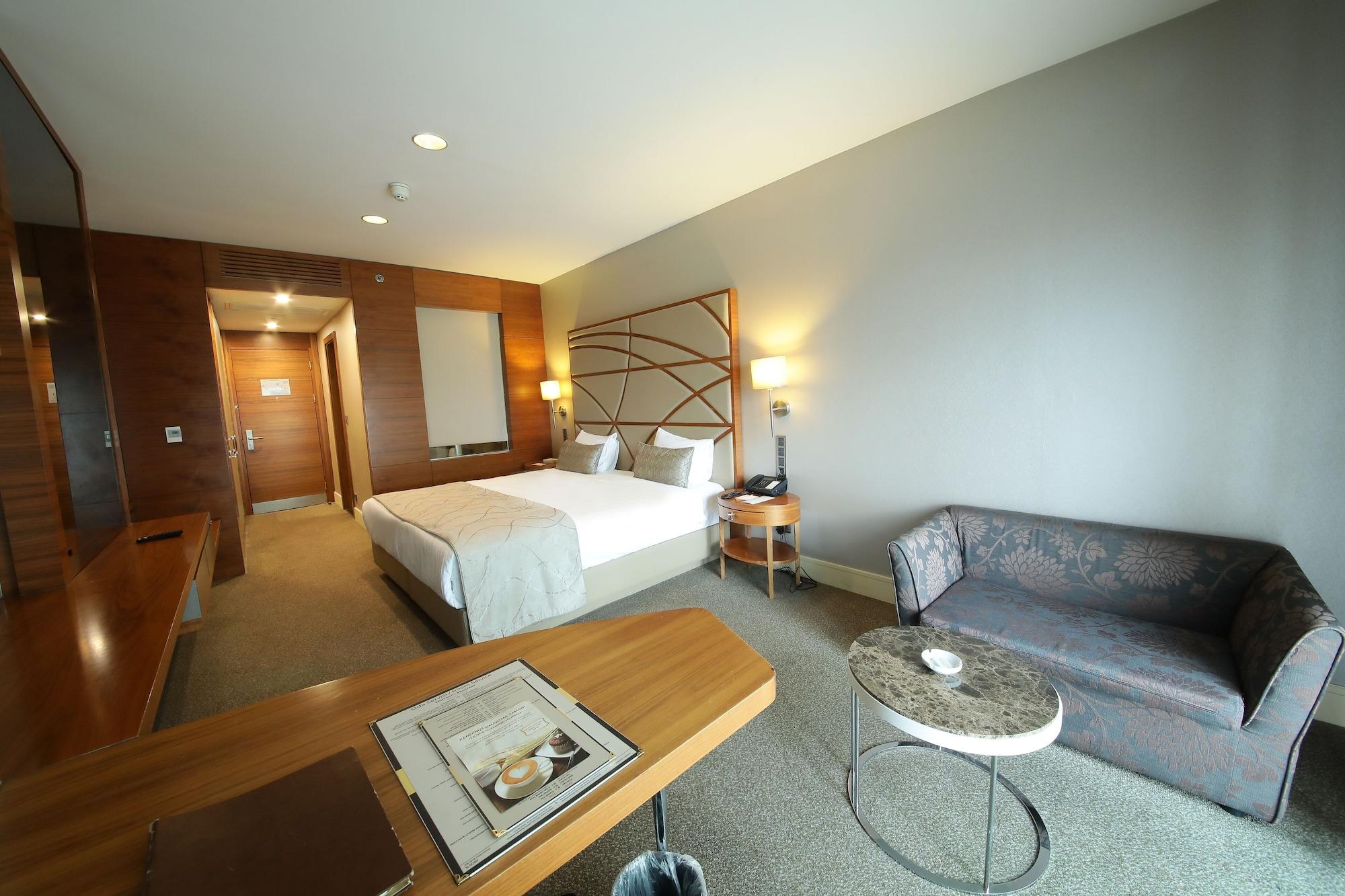 Cevahir Hotel Istanbul Asia Kültér fotó A room at the hotel
