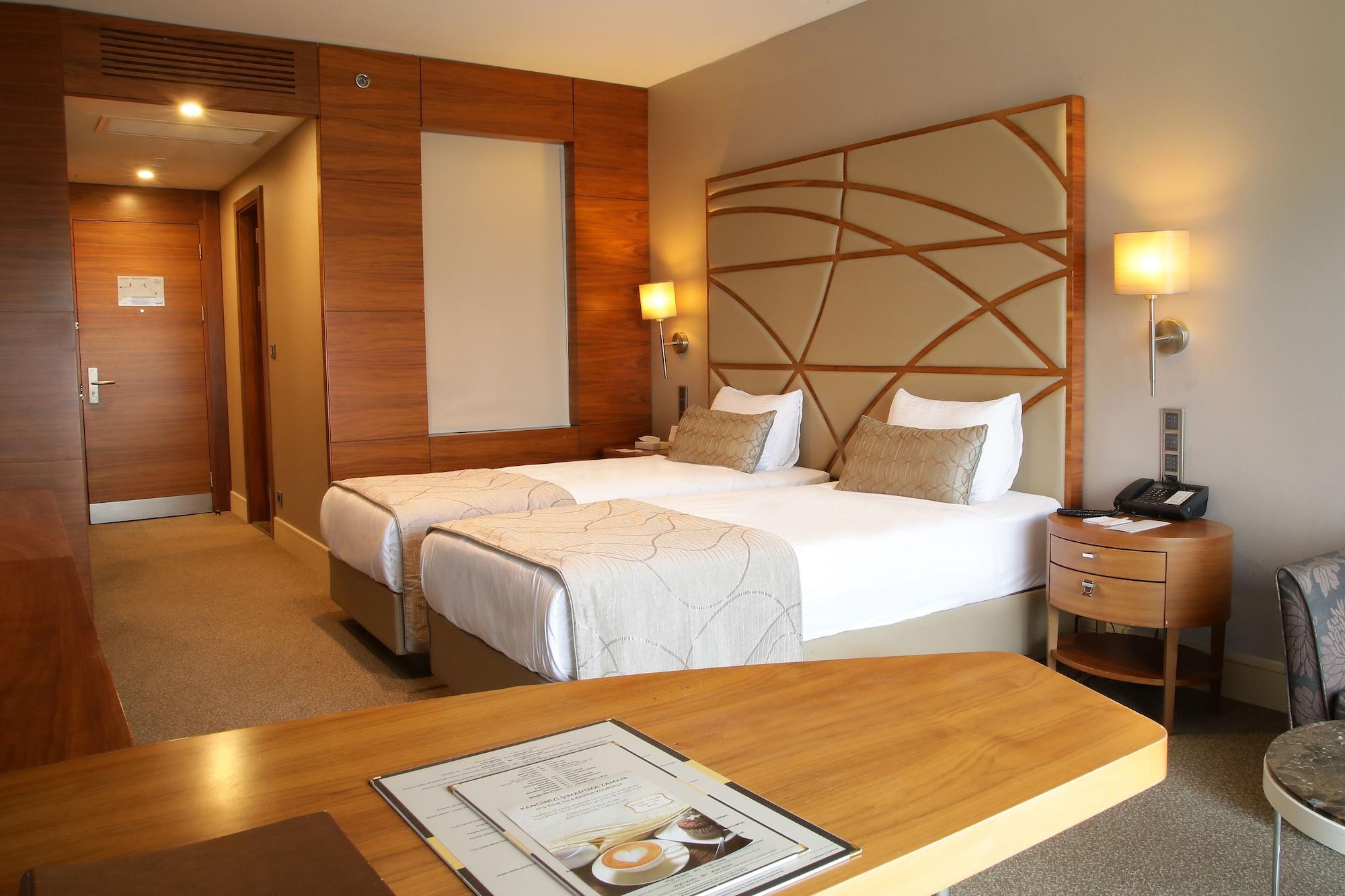 Cevahir Hotel Istanbul Asia Kültér fotó A room at the hotel