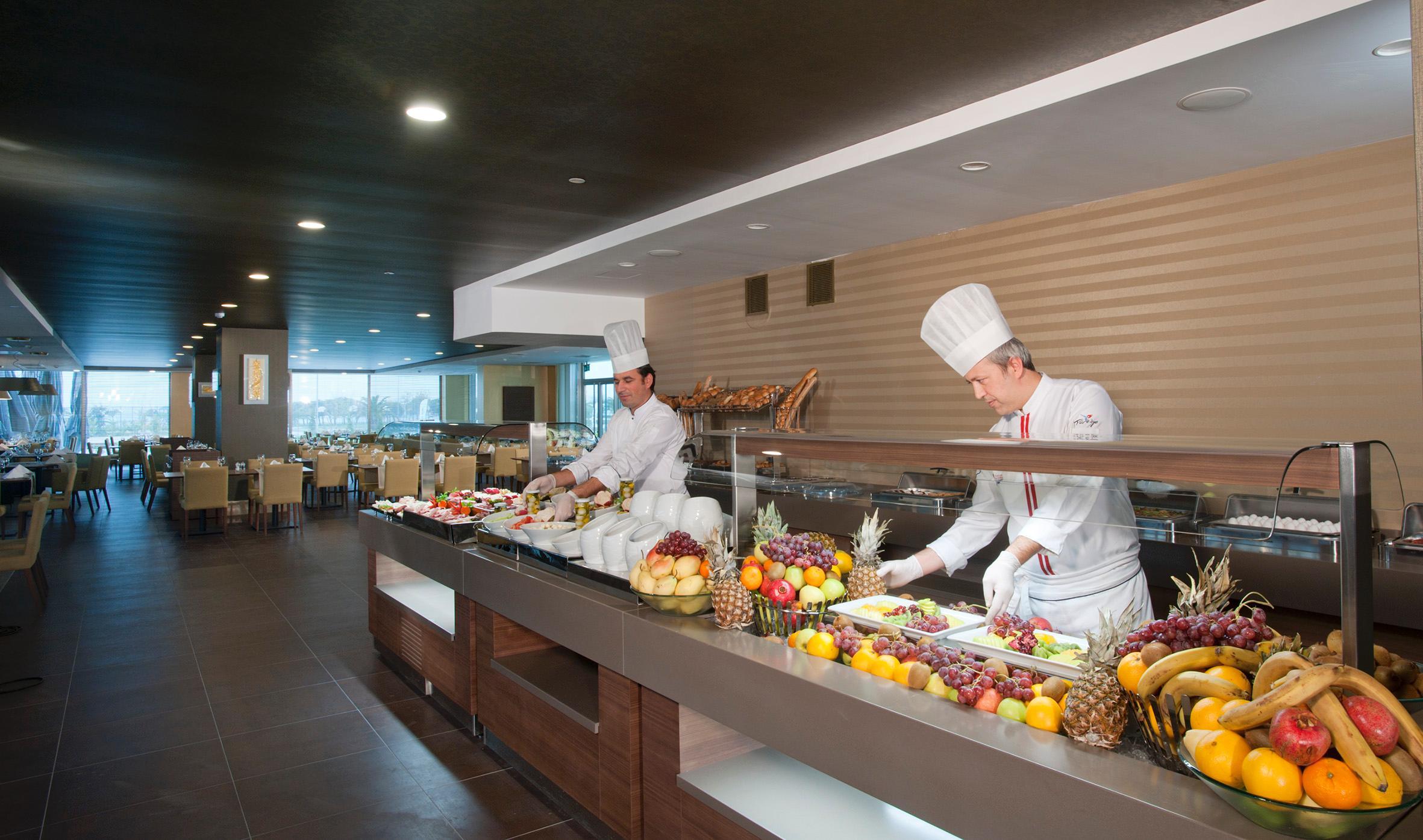 Cevahir Hotel Istanbul Asia Kültér fotó Buffet at a hotel