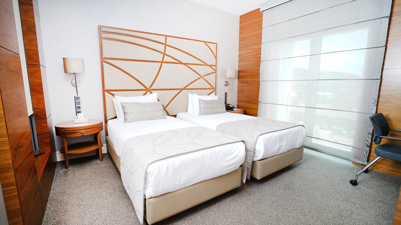 Cevahir Hotel Istanbul Asia Kültér fotó A bedroom